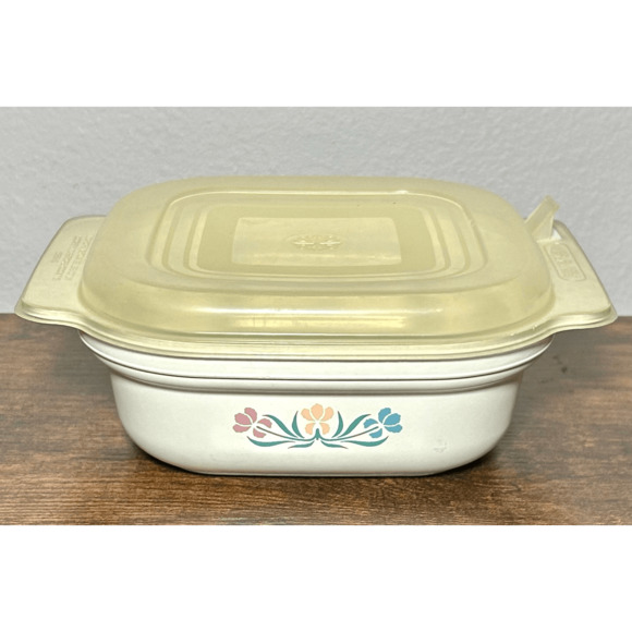 Vintage Anchor Hocking Microwave Casserole Dish 1 Qt Floral Pattern 635-9 - Picture 1 of 11